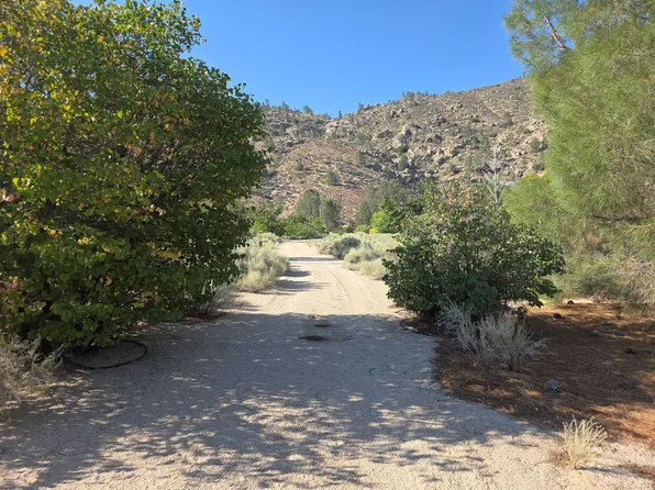 10375 Los Pinos Rd, Onyx, CA 93255