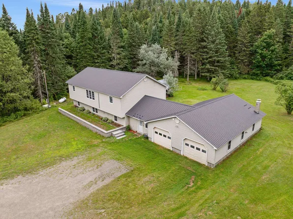 29 Pine Tree Circle, Pittsburg, NH 03592