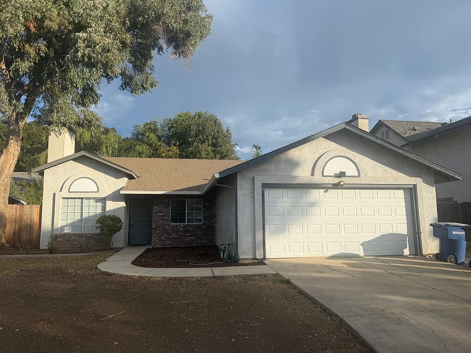 1st image of 523 Chesterfield Dr