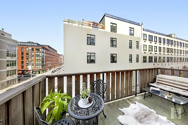 Sold by Halstead Real Estate | media 15