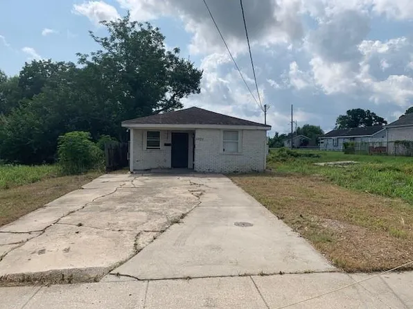 1025 Flood St, New Orleans, LA 70117