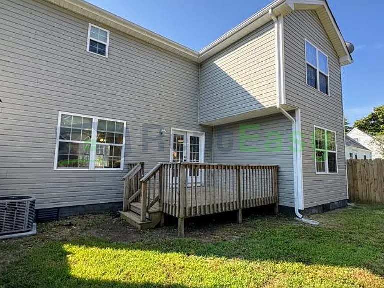 8019 Keene Rd — Photo 34