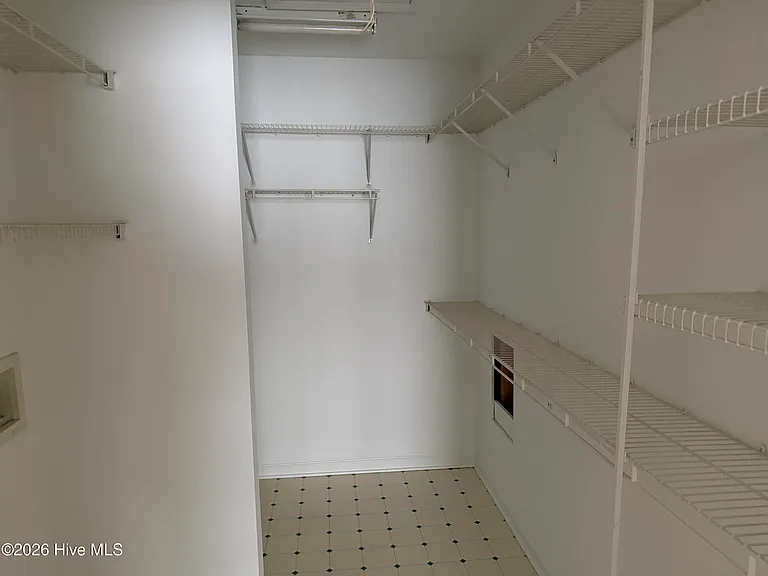 127 Nathan Tisdale Ln — Photo 10