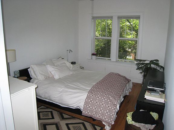 3rd image of 4705 N Talman Ave Floor 3