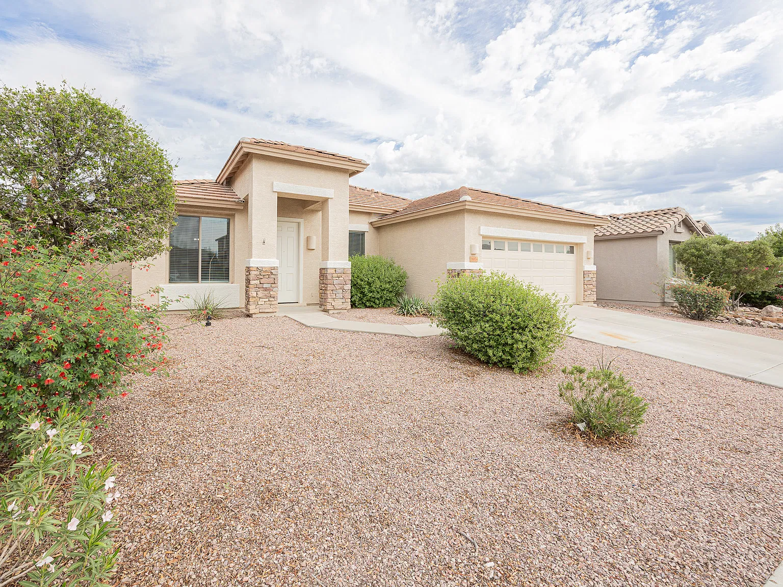16874 W Tonbridge St, Surprise Az — Photo 3