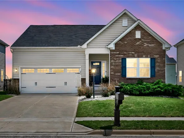 224 Regatta Park Dr, Fairborn, OH 45324