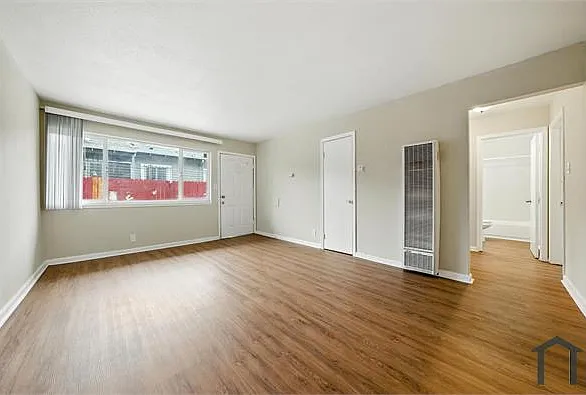 7123 Holly St #A — Photo 10