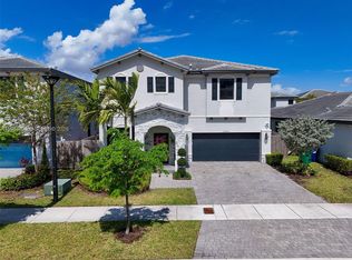 Pine Isle, Homestead, FL 33033