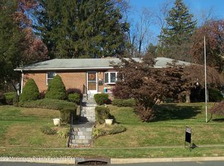 108 Gainsboro Rd, Lawrence Township, NJ 08648