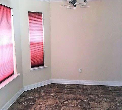 2nd image of 504 Gaston Cir