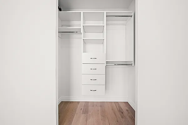 Rented by Nooklyn NYC LLC | media 28