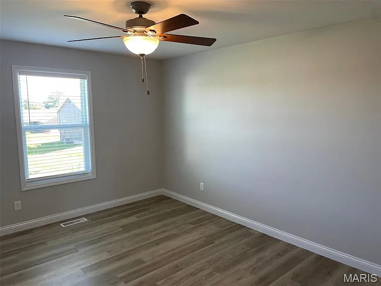 307 Meriadoc Ln — Photo 8