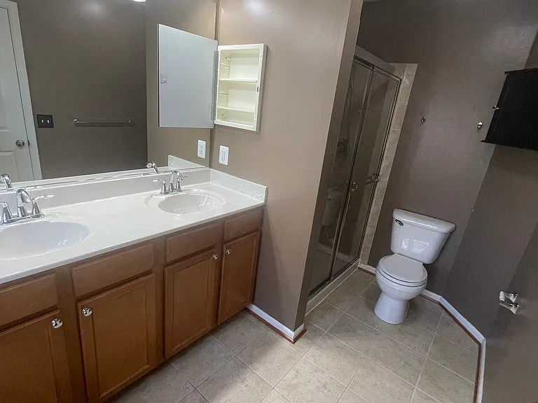 8162 Mission Rd — Photo 11
