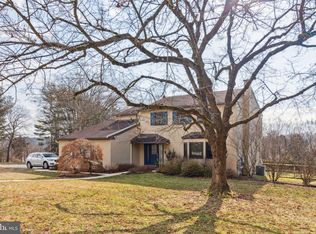 616 Heather Ln, Bryn Mawr, PA 19010