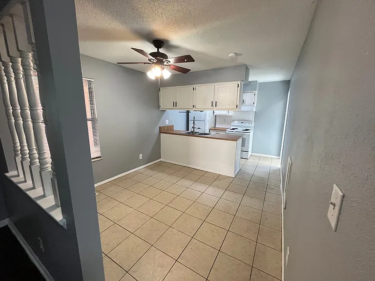 3025 Perinton Pl — Photo 5