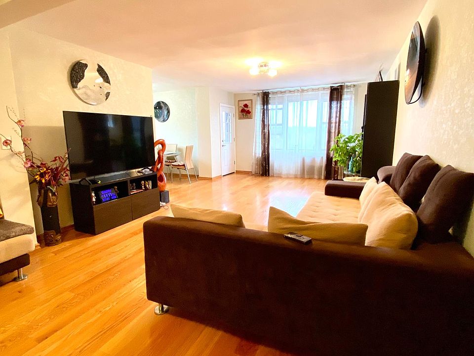1st image of 145 Lincoln Ave APT 7