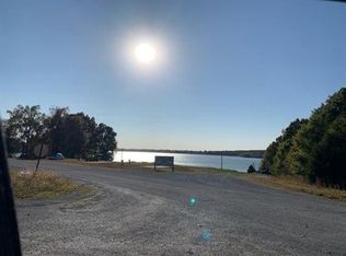 County Lake Rd, Trenton, TN 38382