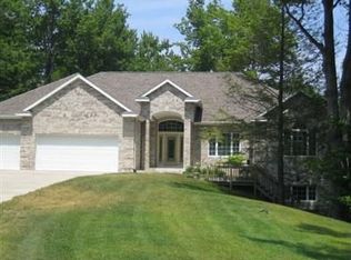 16383 Hardwood Ln, Spring Lake, MI 49456