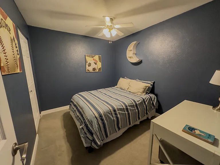 6104 Red Oak Dr #3 — Photo 26