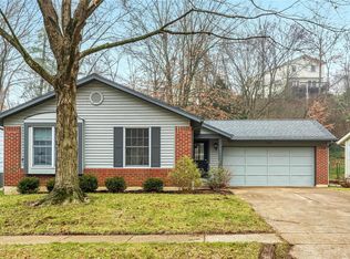 1251 Weatherton Pl, Ballwin, MO 63021