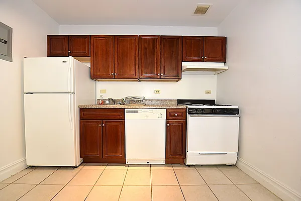 Rented by Keller Williams NYC | media 11