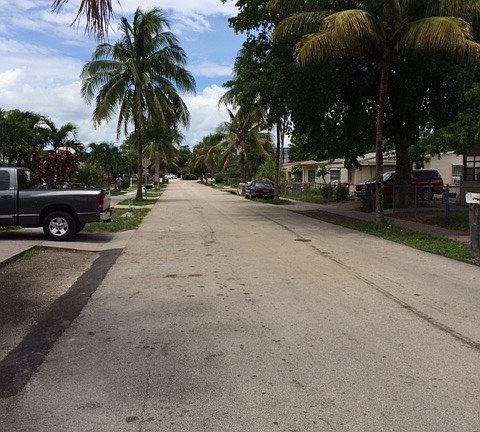 4th image of 2504 Nw 9th C.