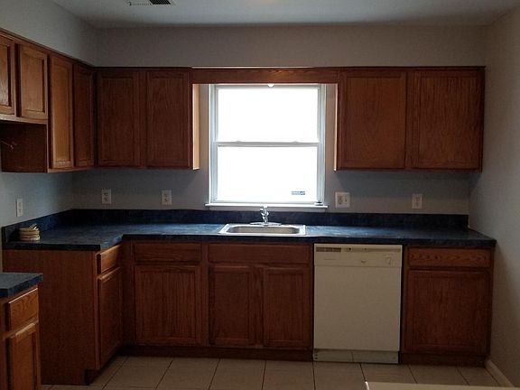 2nd image of 236 Avon Ave #1