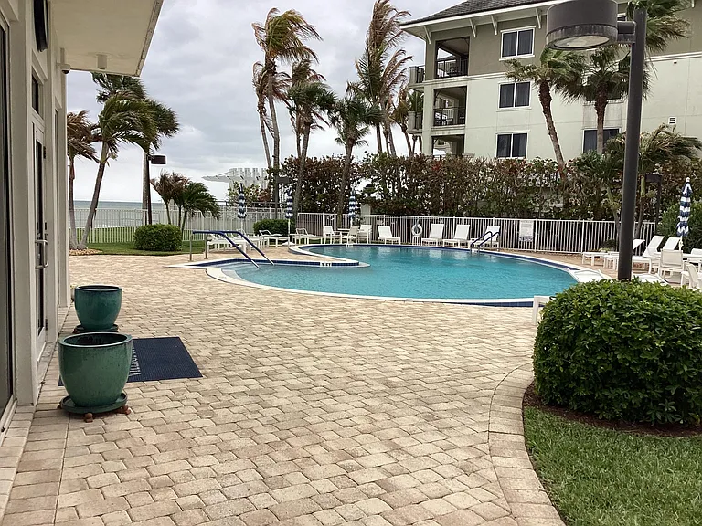 3554 Ocean Dr #301 — Photo 17