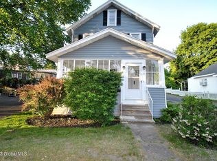 2 Braintree St, Albany, NY 12205