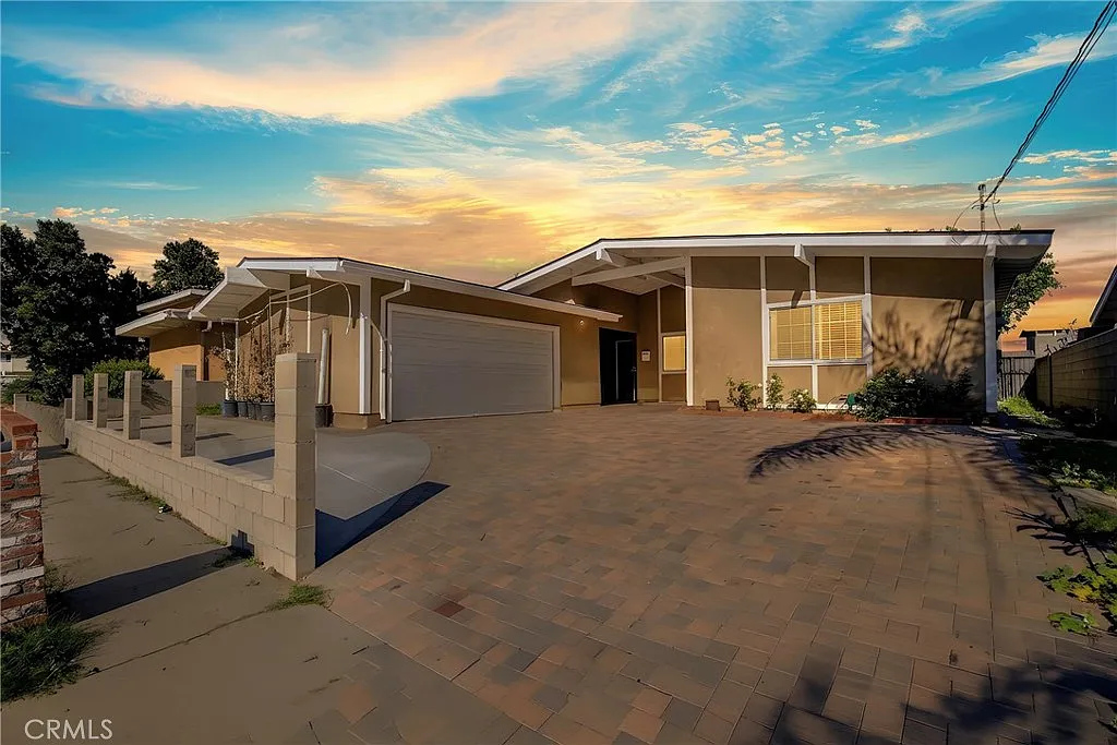 5 bed, 1624 sqft, $5,000 — Photo 1
