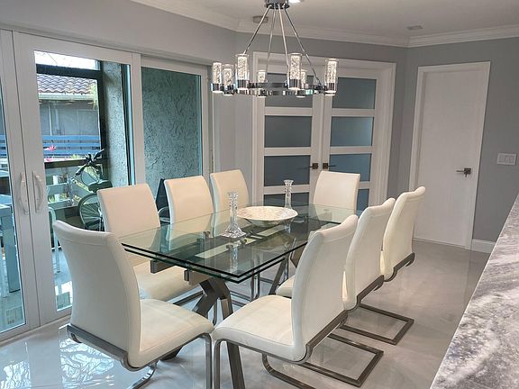 4th image of 5322 NE 6th Avenue #H
