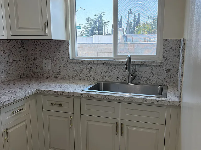 9011 E Fairview Ave #B — Photo 13