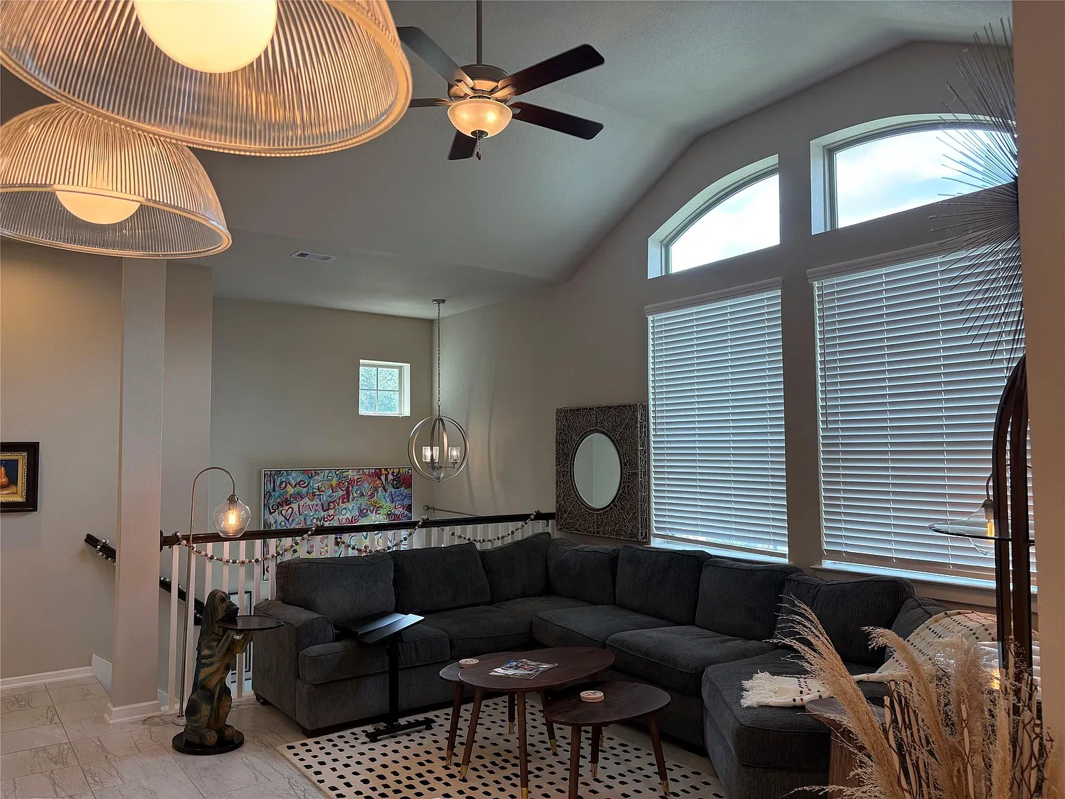 3 bed, 2.5 bath, 2146 sqft, $2,800 — Photo 4