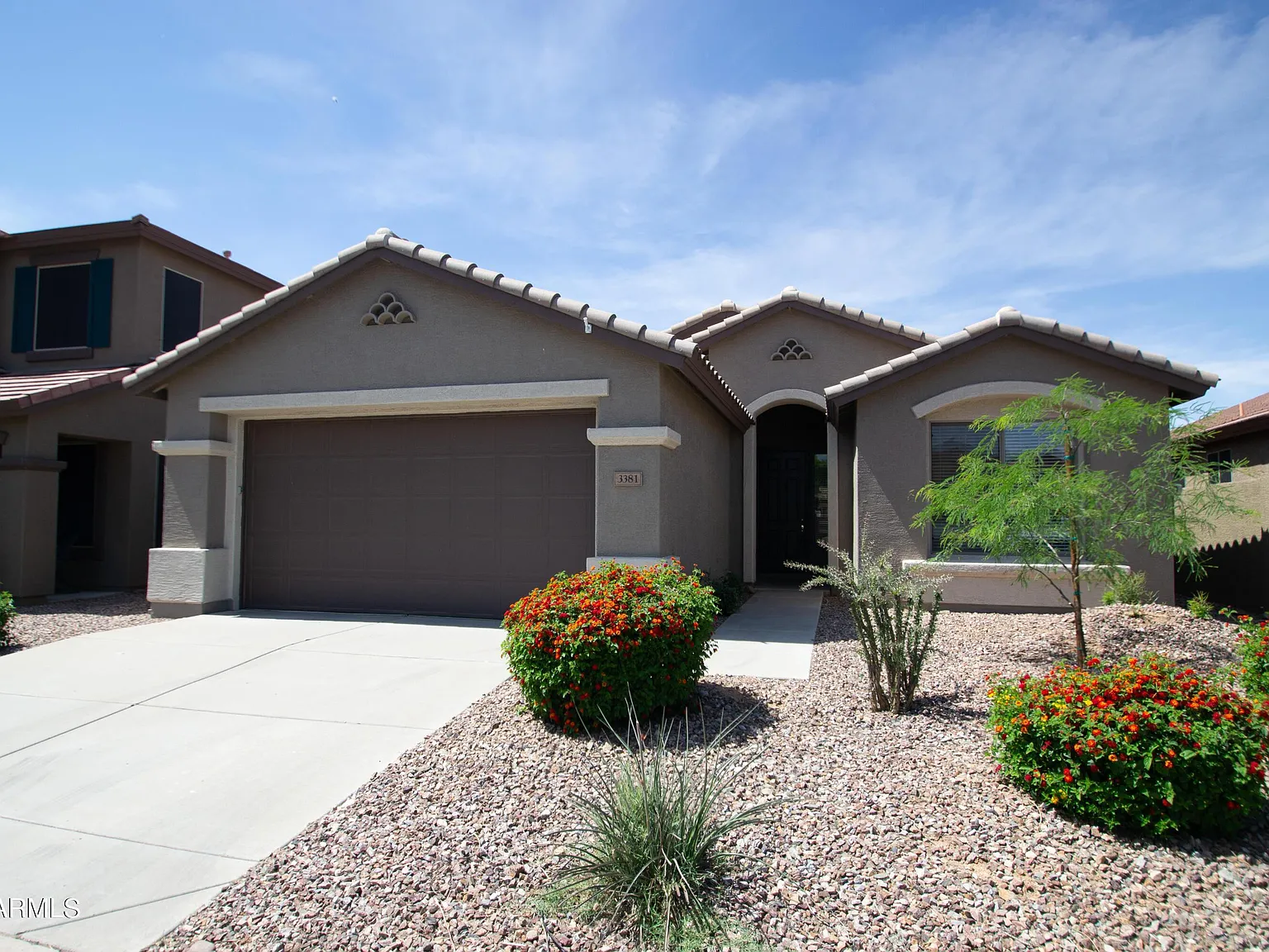 3 bed, 2.0 bath, 1798 sqft, $2,150 — Photo 3