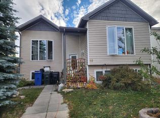 18 Valarosa Dr, Didsbury, AB T0M 0W0