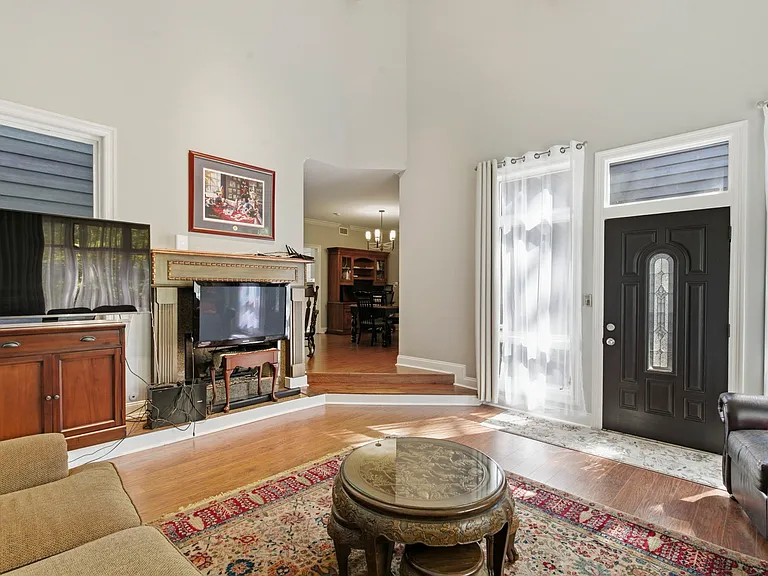 1540 Lakeside Dr #1540 — Photo 7