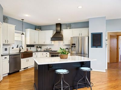 1212 N Windmill Crk, Waconia, MN, 55387