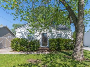 1505 E 29th St, Des Moines, IA 50317