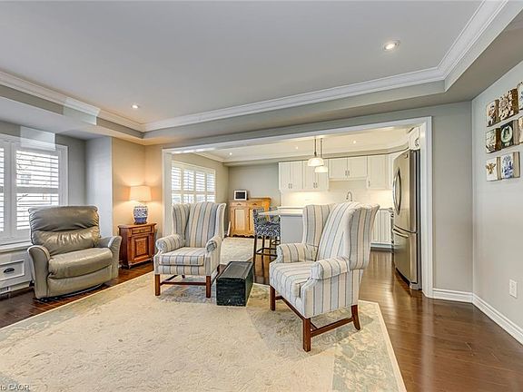 5th image of 22 Spring Creek Dr #33