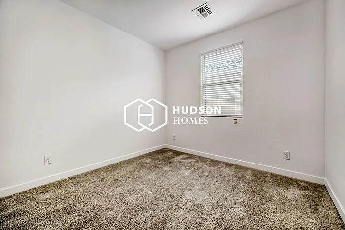 6326 W Raymond St — Photo 20