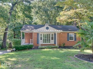 1016 Brookdale Dr, East Pt, GA 30344