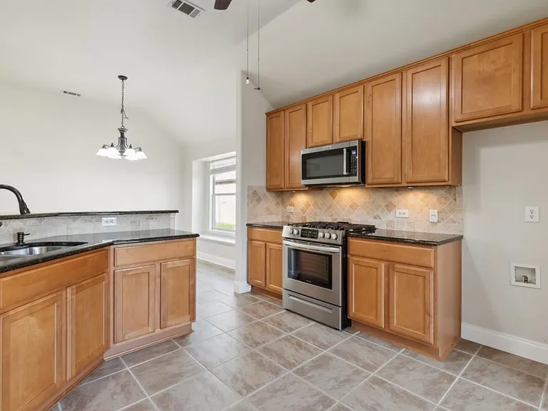 8309 Juliette Dr — Photo 4