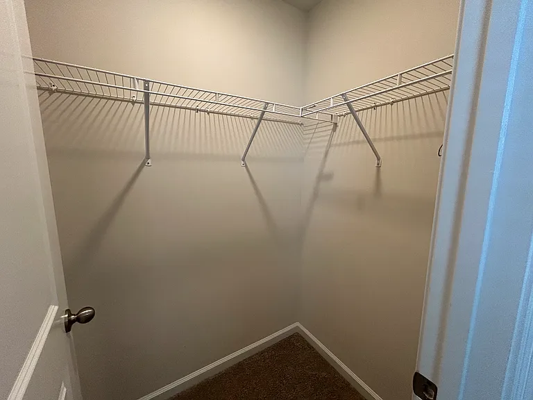 324 Vaccaro Dr — Photo 26