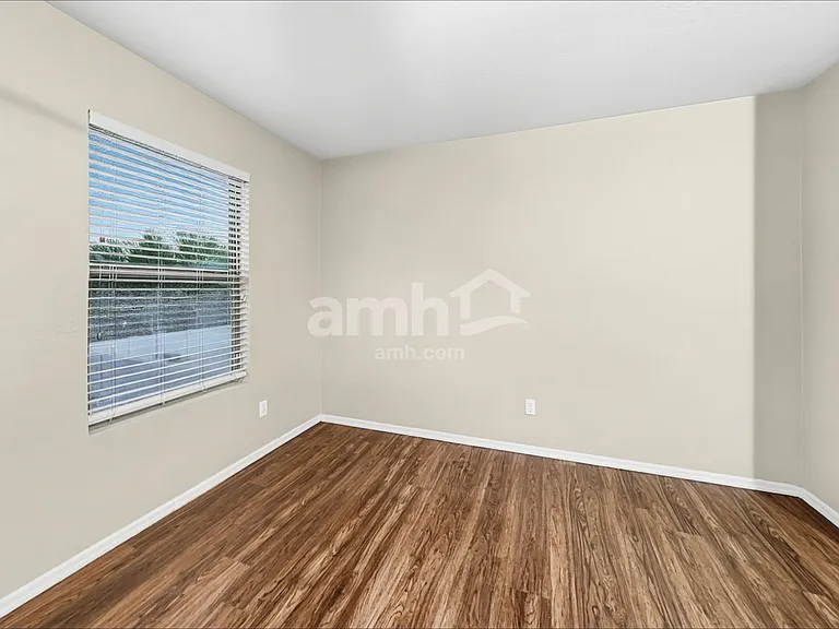 1593 E Megan Dr — Photo 7