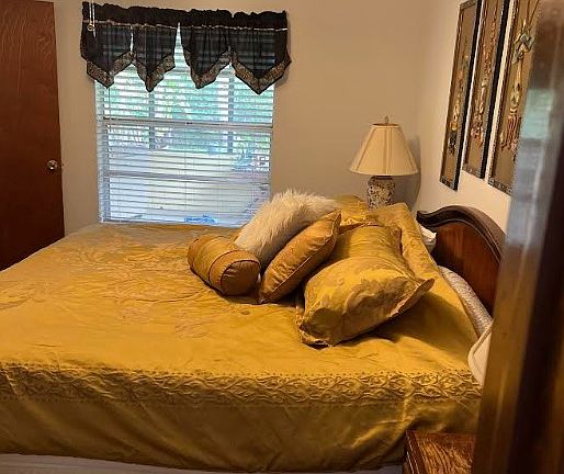 5th image of 1784 N Merrimac Dr