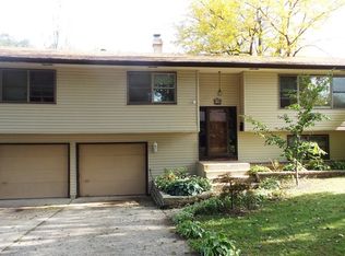 125 McKinstry Dr, Elgin, IL 60123