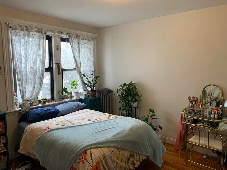 27 Egremont Rd #1 — Photo 8