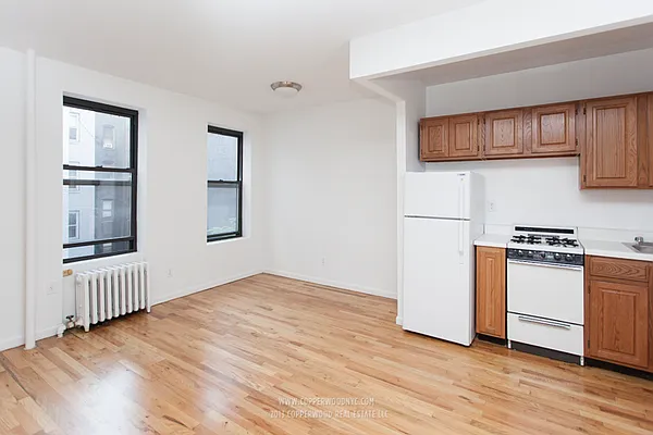 Rented by Copperwood Real Estate | media 25