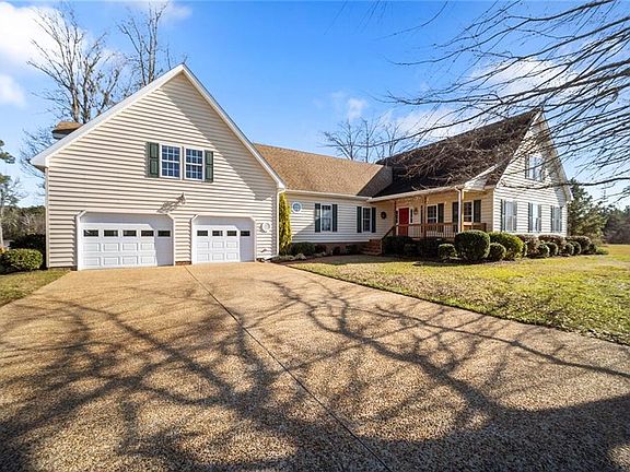 5th image of 455 Pointe Vista Dr