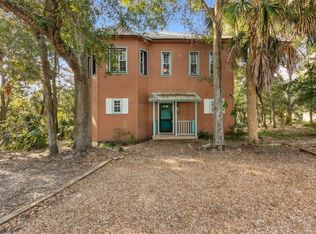 25 N 10th St, Fernandina Beach, FL 32034